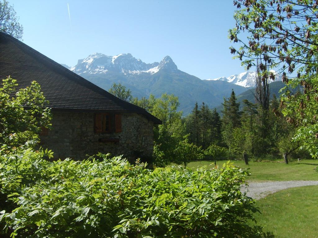 Domaine De Lara Panzió Barcelonnette Kültér fotó